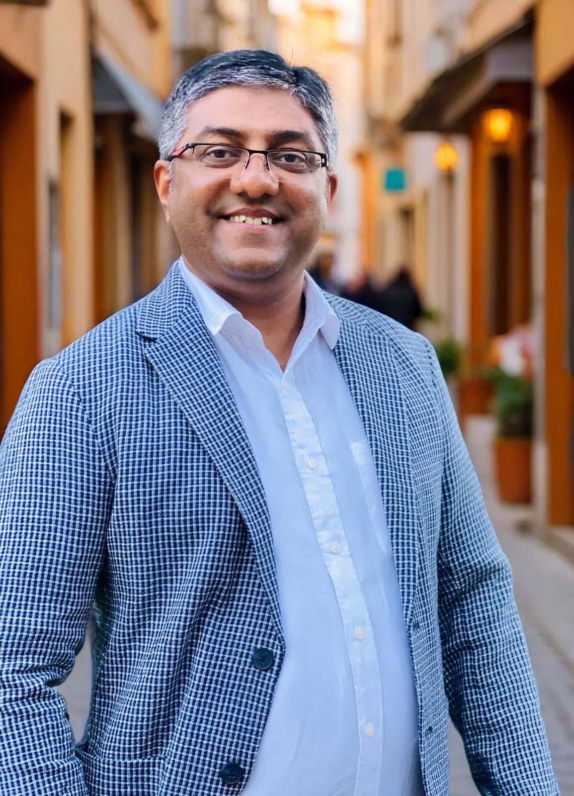 Portrait of Liven Varghese